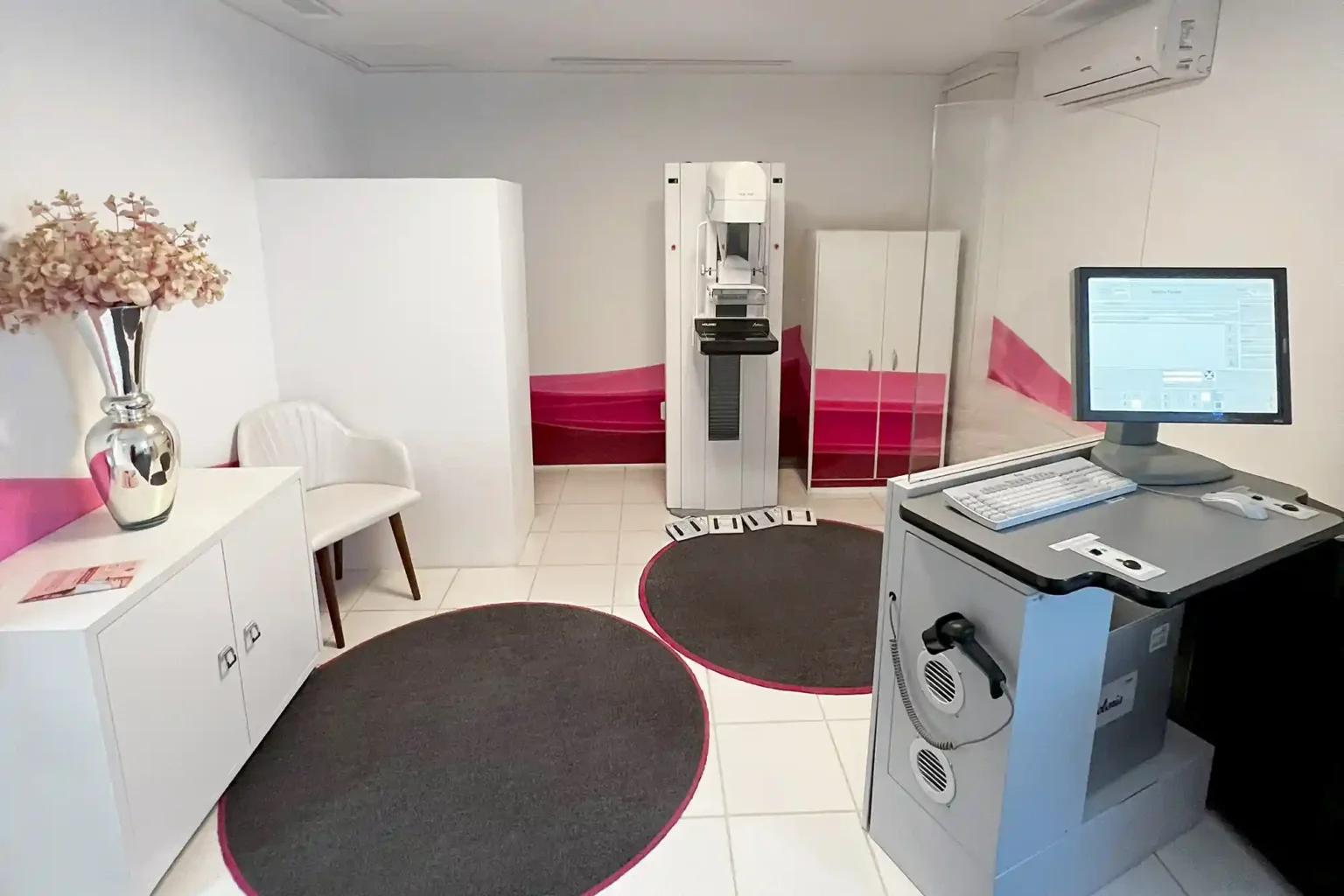 cancer-center-sala-mamografia